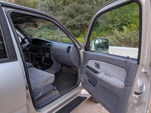 2000 Toyota 4Runner SR5 4WD