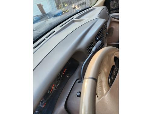 2001 Ford F-250 XL SuperCab Super Duty