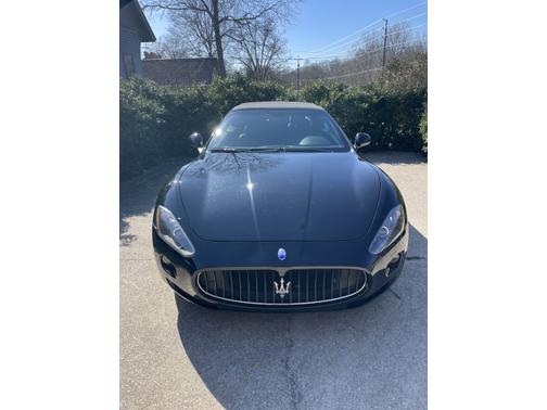 2010 Maserati GranTurismo Base