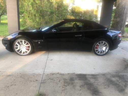 2010 Maserati GranTurismo Base