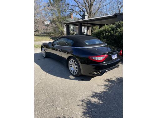 2010 Maserati GranTurismo Base
