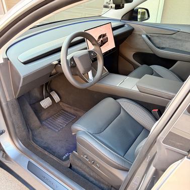 2026 Tesla Model Y Performance AWD