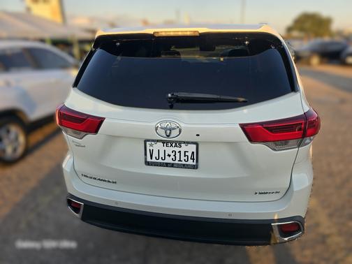 2018 Toyota Highlander Limited