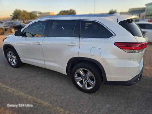 2018 Toyota Highlander Limited