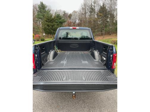 Blue 2016 Ford F-150 XLT