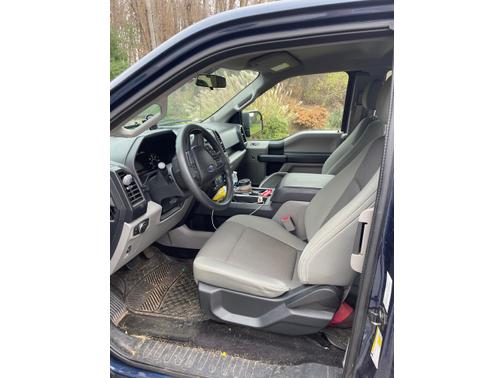 Blue 2016 Ford F-150 XLT