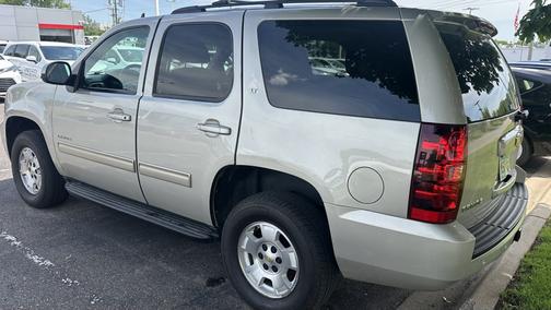 Beige 2013 Chevrolet Tahoe LT