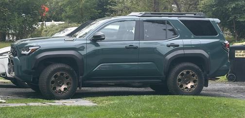 Green 2025 Toyota 4Runner Hybrid Trailhunter