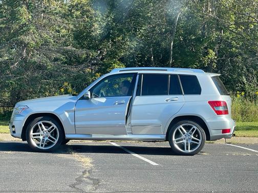 Silver 2012 Mercedes-Benz GLK-Class GLK 350