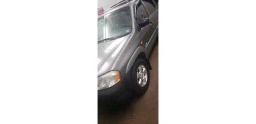Photo 2 of 30 of 2002 Mazda Tribute ES V6