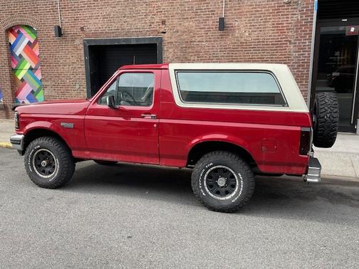 1993 Ford Bronco XLT