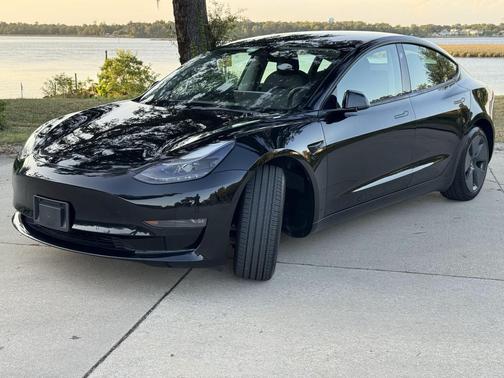 Black 2022 Tesla Model 3 Long Range