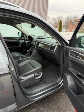 2019 Volkswagen Atlas 3.6L SE w/Technology