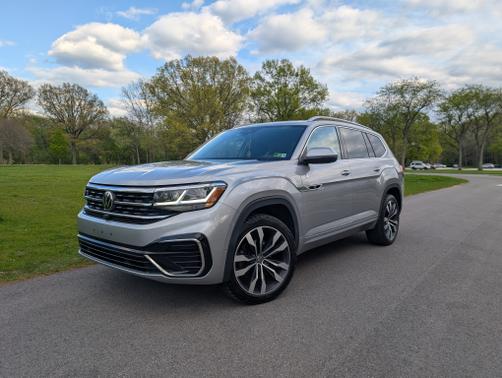 Gray 2021 Volkswagen Atlas 3.6L SEL Premium R-Line