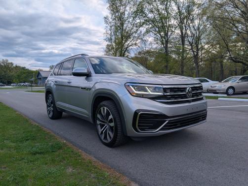 Gray 2021 Volkswagen Atlas 3.6L SEL Premium R-Line