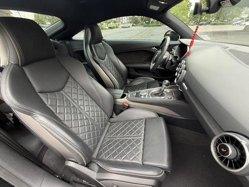 Black 2022 Audi TTS 2.0T