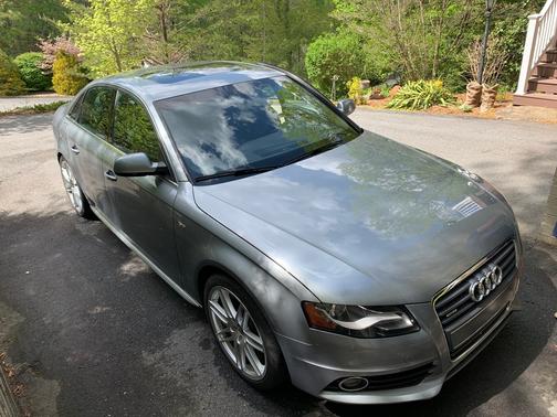 Photo 4 of 12 of 2011 Audi S6 5.2 Prestige