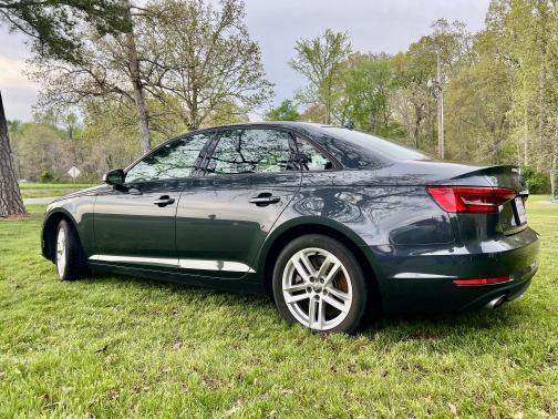 2017 Audi A4 2.0T Premium