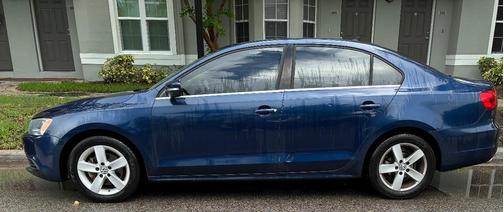 Blue 2014 Volkswagen Jetta TDI