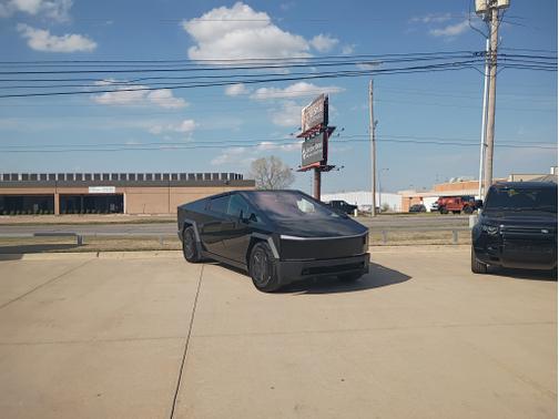 2025 Tesla Cybertruck AWD