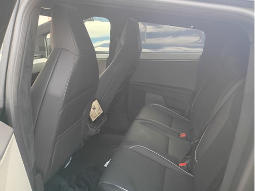 2025 Tesla Cybertruck AWD