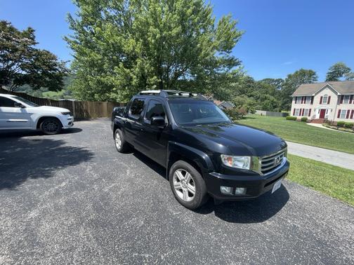 Black 2012 Honda Ridgeline RTL