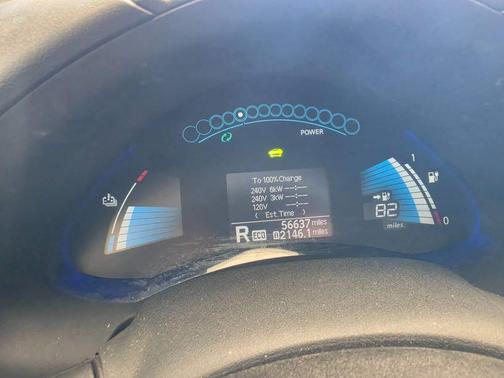 Silver 2016 Nissan Leaf S
