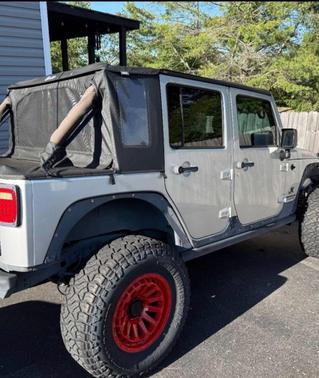 Silver 2011 Jeep Wrangler Unlimited Rubicon