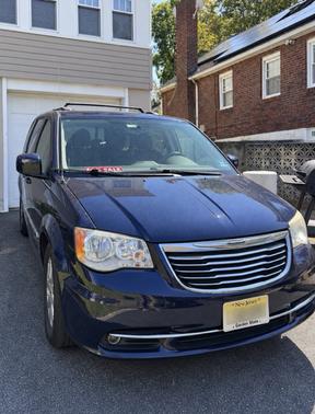 Blue 2015 Chrysler Town & Country Touring