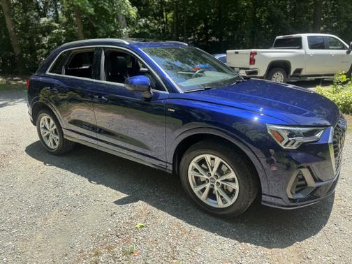 2023 Audi Q3 45 S line Premium
