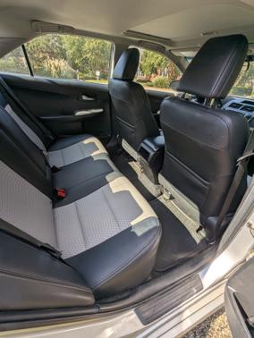 2014 Toyota Camry Hybrid SE Limited Edition