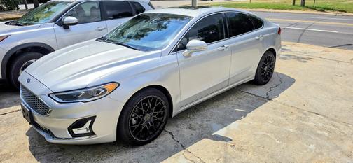 Silver 2019 Ford Fusion Titanium