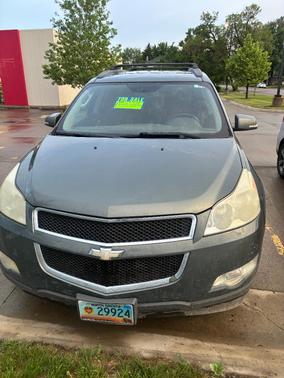 Green 2011 Chevrolet Traverse LT