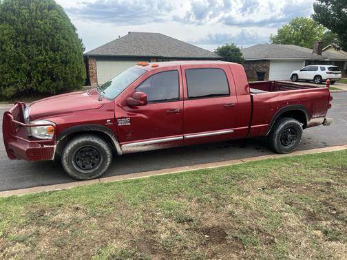 2008 Dodge Ram 3500 Laramie Mega Cab DRW
