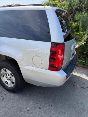 Silver 2014 Chevrolet Suburban 1500 LT