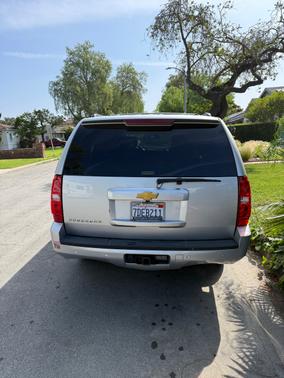 Silver 2014 Chevrolet Suburban 1500 LT