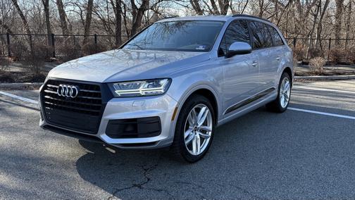 2019 Audi Q7 55 Premium Plus