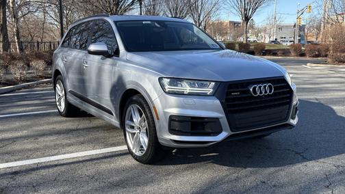 2019 Audi Q7 55 Premium Plus