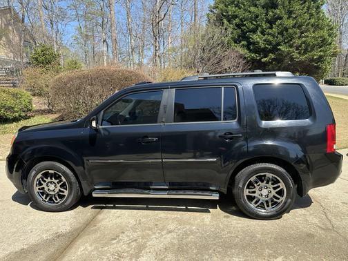 Black 2012 Honda Pilot Touring