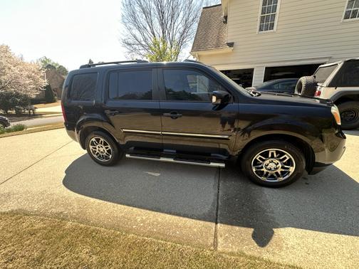 Black 2012 Honda Pilot Touring