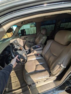 Black 2004 GMC Sierra 2500 SLT H/D Crew Cab