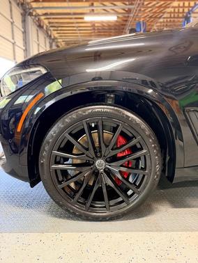 Black 2022 BMW X5 sDrive40i