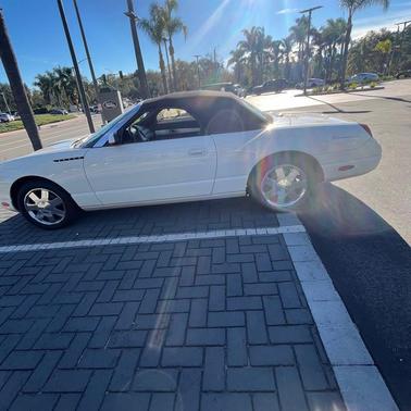 White 2002 Ford Thunderbird Deluxe