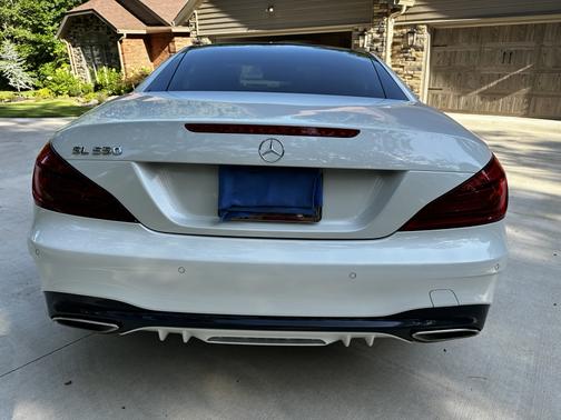 White 2019 Mercedes-Benz SL 550 Base