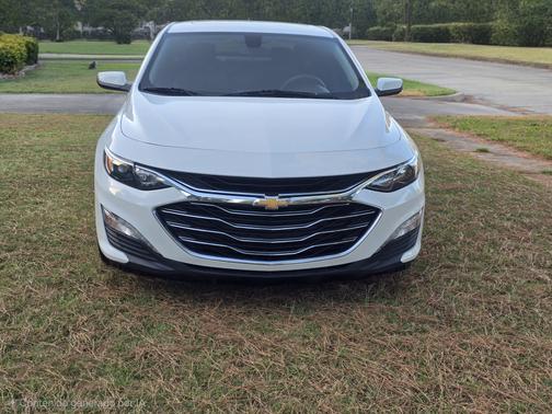 White 2020 Chevrolet Malibu LT