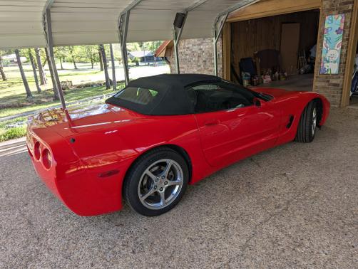 2002 Chevrolet Corvette Base