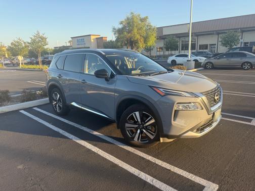 2022 Nissan Rogue Platinum