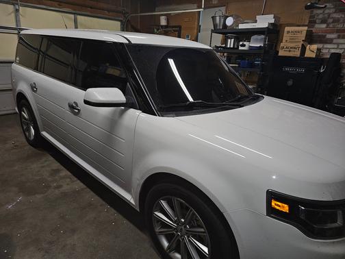 White 2015 Ford Flex Limited