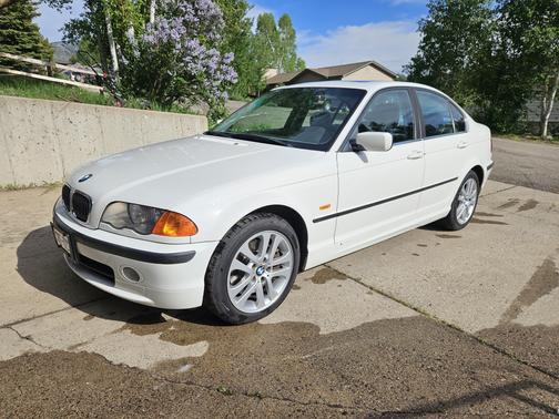 2001 BMW 330 i