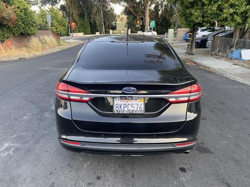 2018 Ford Fusion Hybrid SE